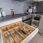 Modern 3 With Parking Next To Bulgaria Mall *