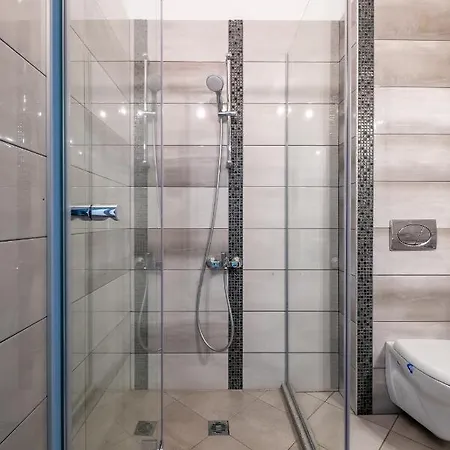 Daire Modern 3 With Parking Next To Bulgaria Mall *